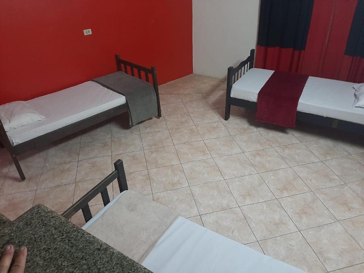 קוריטיבה Knock Knock Hostel מראה חיצוני תמונה