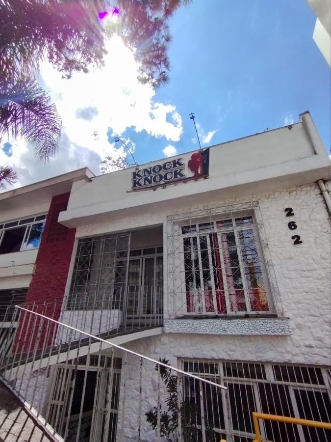 קוריטיבה Knock Knock Hostel מראה חיצוני תמונה